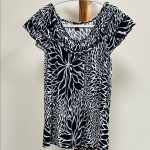 East 5th Black and White Leaf Print Blouse